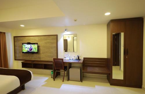 Kaloor Hotel | Arctic Hotel
