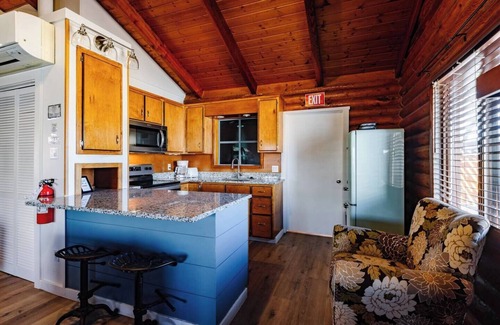 Hurricane House | Area 51 | Private Micro Pool-Resort | Pets OK