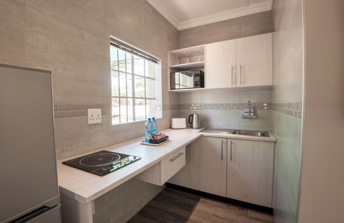 Windhoek Cabin | Arebbusch Travel Lodge