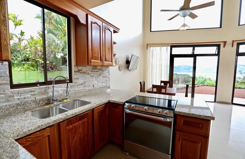 Nuevo Arenal House | Arenal Lakeview Villa