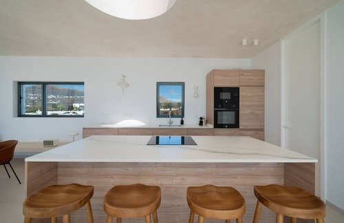 Tias Villa | Areté. Casa Tierra, con Increíble Terraza y Vistas Panorámicas al mar