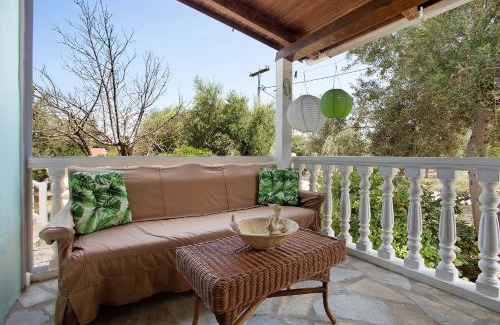 Vasilikos Apartment | Areti Orfeas Apartment 3