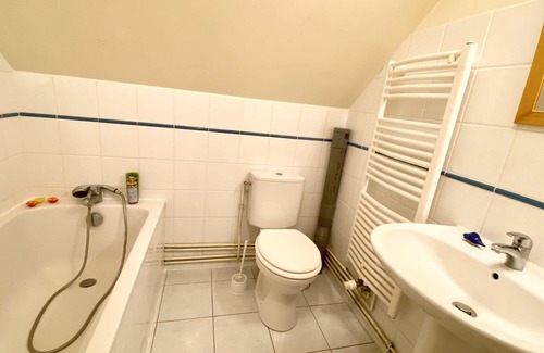 Cambron Apartment | Argousier, Comfortable accommodation in the heart of Cambron