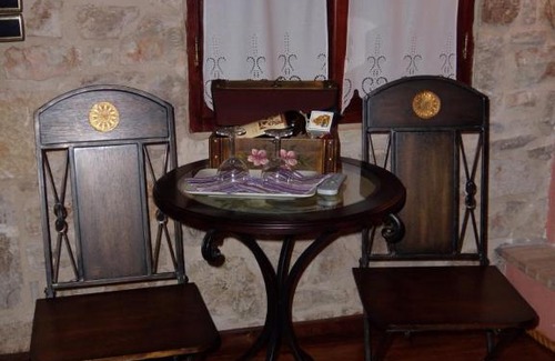 Vlacherna House | Arhontiko Kordopati Traditional Guesthouse