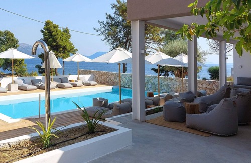 Aktio-Vonitsa Apartment | Arion Seaside Suites