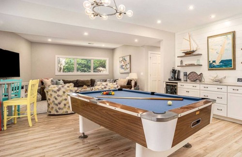 South Haven Apartment | Ark on Park: Private Inground Pool, sleeps 12