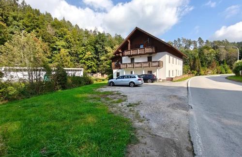Metten Apartment | Ark Runa