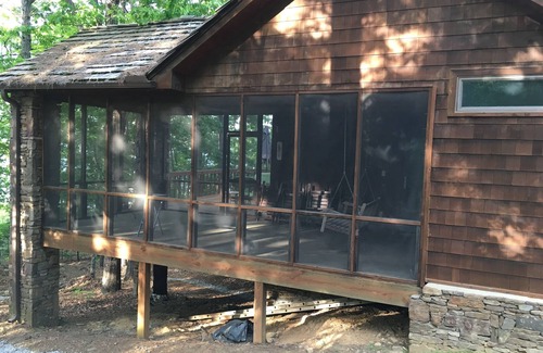 Quitman House | Arkansas Lakefront Hideaway