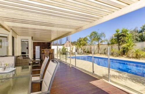 Ocean Grove House | Arlington Beach Home - large family home with pool