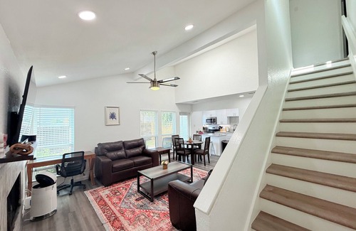 West Arlington House | Arlington Entertainment District Home Red Door