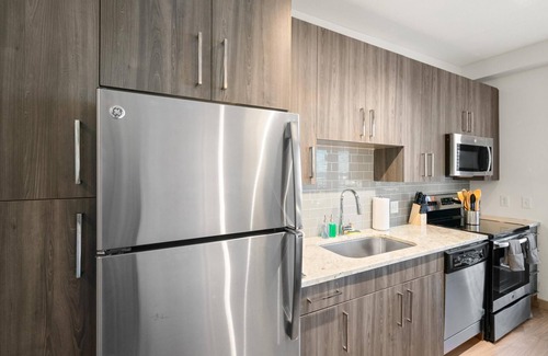 Central Arlington Apartment | Arlington Trendy Studio Apartment