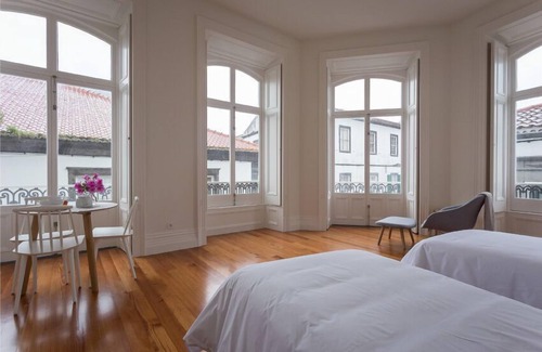 Ponta Delgada House | Armazéns Cogumbreiro