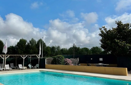 Villeneuve-les-Maguelone House | Arnel Campsite * - Mobil-home Nest Beach - 33m2 - 3 bedrooms - 6 people