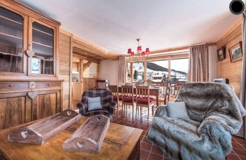Villarabout Ski Chalet | Arnica 1 · Chalet Arnica