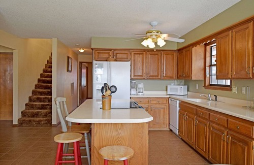 Red River House | Arnolds River Retreat - In town - On The River - Cable - Washer/Dryer - Wood Sto
