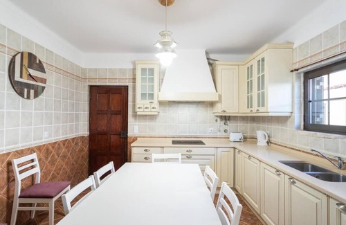 Belverde House | Aroeira Sunny Villa - Heated Pool extra cost