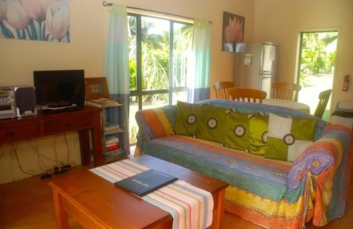 Arorangi House | Aromas 2 on the sunset beach
