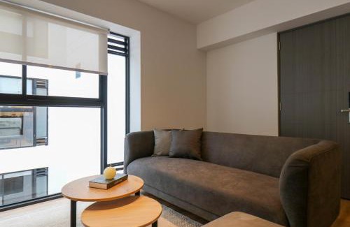 San Isidro Centro Financiero Apartment | Arona 110 by Wynwood House