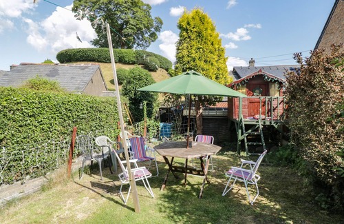 Bala Cottage | AROSFA, pet friendly, character holiday cottage in Bala