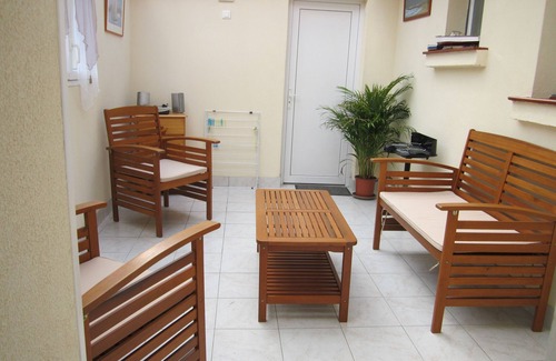 Arradon Apartment | ARRADON, pleasant ground floor apartment - 10 minutes from the beach