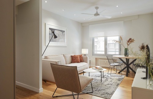 San Sebastian Centro Apartment | Arrasate 2 by FeelFree Rentals
