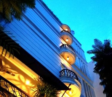 Central Yogyakarta Hotel | Arrayan Hotel Malioboro