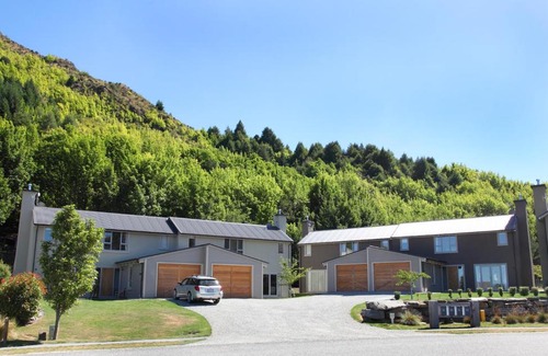 Arrowtown Apartment | Arrowfield Apartments