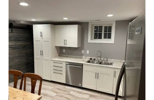 Rapid City Apartment | Arrowhead2! An updated westside charmer!