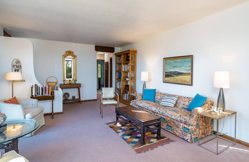 Santa Fe House | Arroyo's Edge | Pets, Near Trails and Downtown