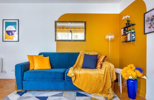 Le Chesnay Apartment | Artémis by Kleidos -10 min des jardins du chateau de Versailles avec parking