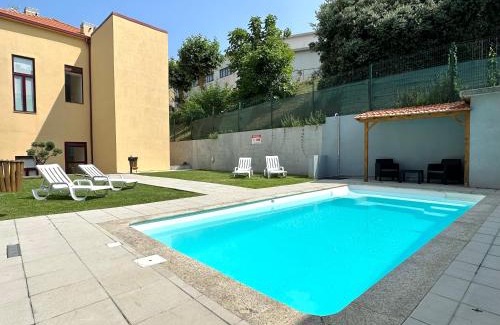 Santa Marinha Apartment | Art Cottage with oPorto View!