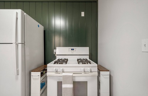 Tulsa House | Art Deco 2 Bedroom Home