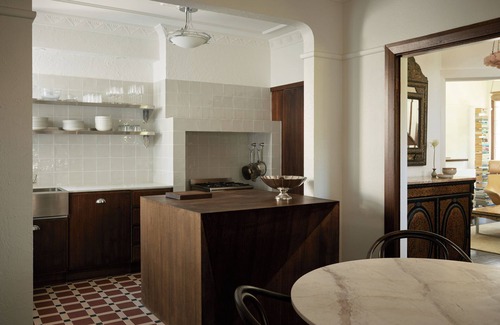 Middle Park Apartment | Art Deco Boutique Bespoke Brilliance + Beach&Park