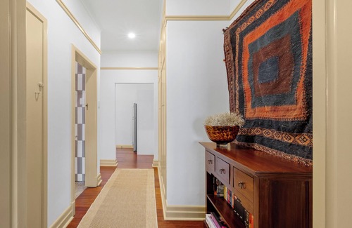 New Farm Apartment | Art Deco Elegance in New Farm!