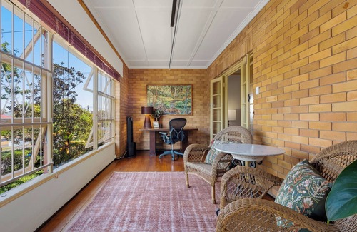 New Farm Apartment | Art Deco Elegance in New Farm!