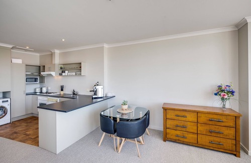 Napier Apartment | Art Deco Escape - Inner City Apartment Napier