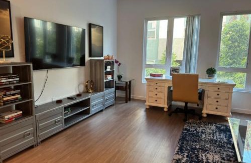 North of Montana Apartment | Art District Downtown Spacious Homes