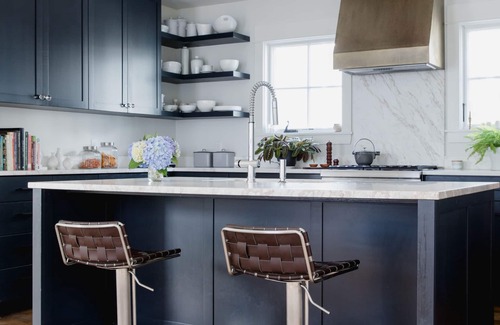 East End House | Art Filled East End Home a short walk to waterfront, restaurants and shops