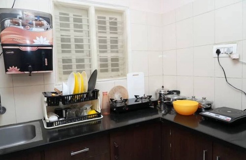 RT Nagar Apartment | Art House - Luxury Apartment with Air Conditioning - 101