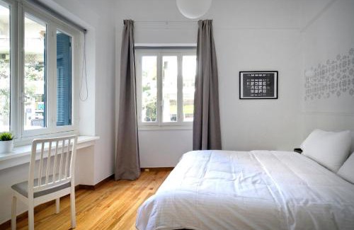 Pangrati Apartment | Art in Athens Suite