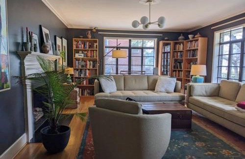 Durham House | Art Lover's Retreat - Stunning 2br