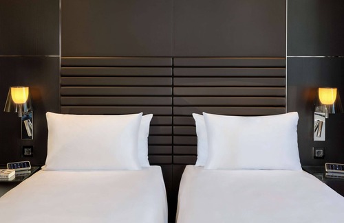 Old Street Hotel | art'otel London Hoxton