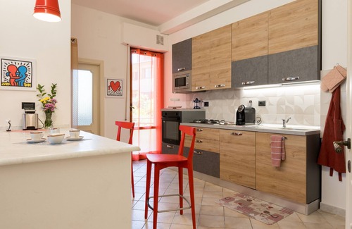 IL Vignale Apartment | 'Art Rooms - Banksy Klimt' Rooms with Shared Terrace, Wi-Fi and Air Conditioning