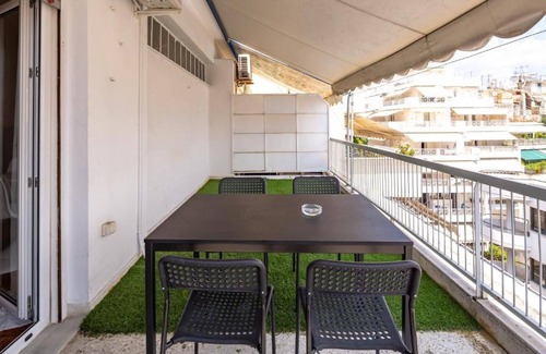 Ampelokipoi Apartment | Artemis - Athens Deluxe City Center Apartment