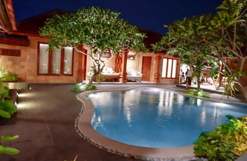 Ubud House | Artful & Cultural Living at Superior Balinese Room in Ubud