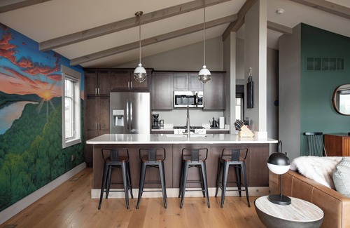 Lost River House | ArtHaus | Modern Mountaintop Oasis + Nature Spa