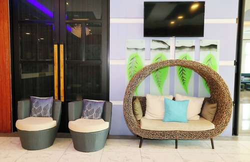 North Pattaya Hotel | Arthitaya Green Nature Hotel & Lakkhana