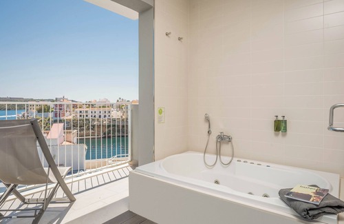 Es Castell Hotel | ARTIEM Carlos - Adults Only Hotel