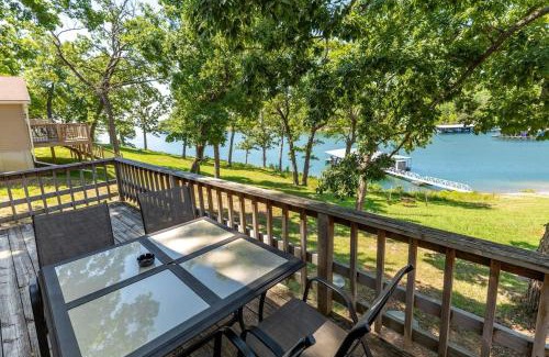 Indian Point House | Artilla Cove Cabin 2 - Lake views - Outdoor pool