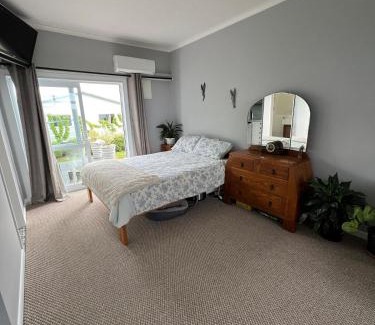 Kakanui Apartment | Artist retreat